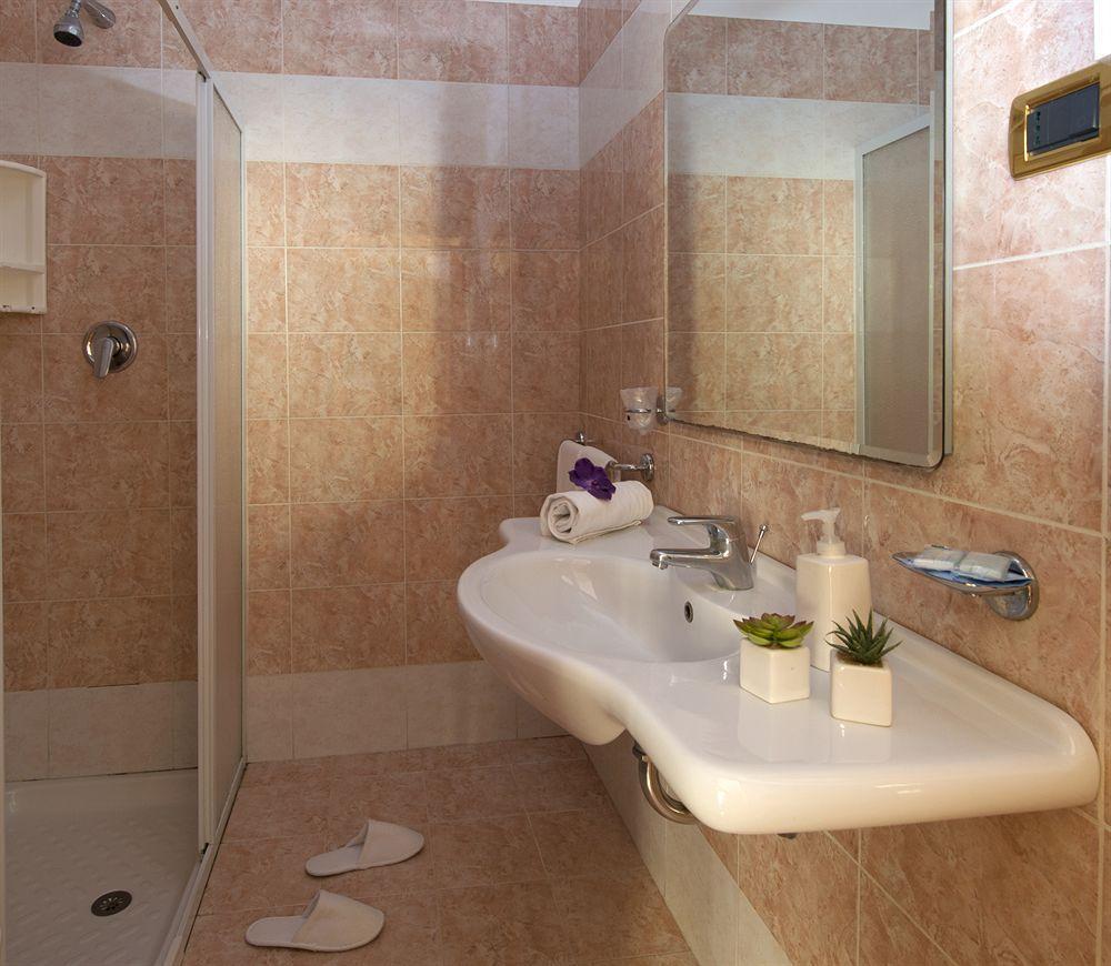 Hotel Corallo Roma Ngoại thất bức ảnh