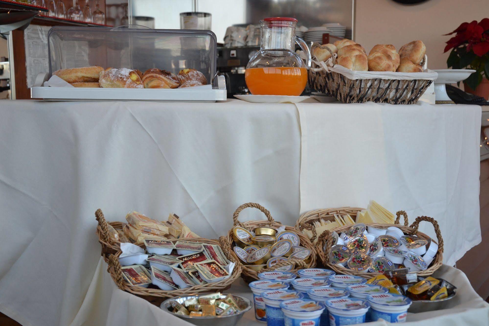 Hotel Corallo Roma Ngoại thất bức ảnh